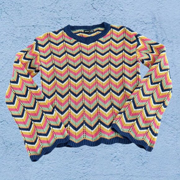 Shein Flare Long Sleeve Open Knit Chevron Crew Neck Crop Sweater - Picture 1 of 7